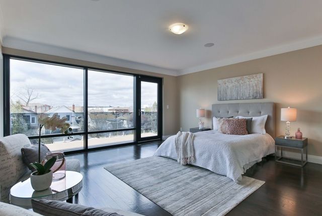 62 thirtieth St Etobicoke